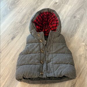 Gray Hooded Puffer Vest with Red Plaid Lining size 12-18 months